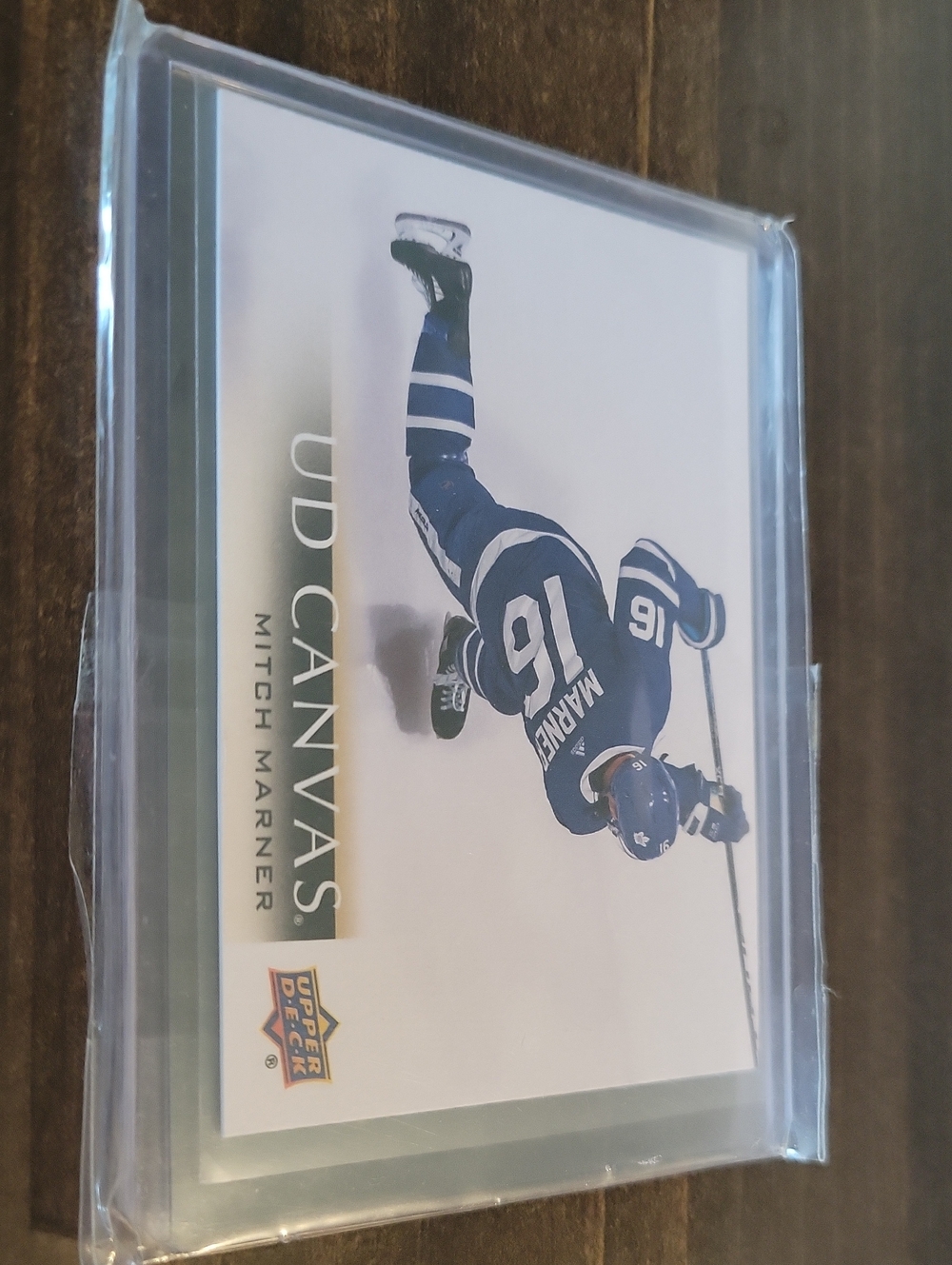 2018/19 UD Mitch Marner Canvas Hockey Trading Card - Blue